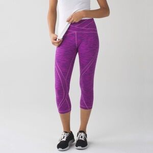 Lululemon Free Flow‎ Crop Diamond Jacquard Space Dye Tender Violet Raspberry Glo